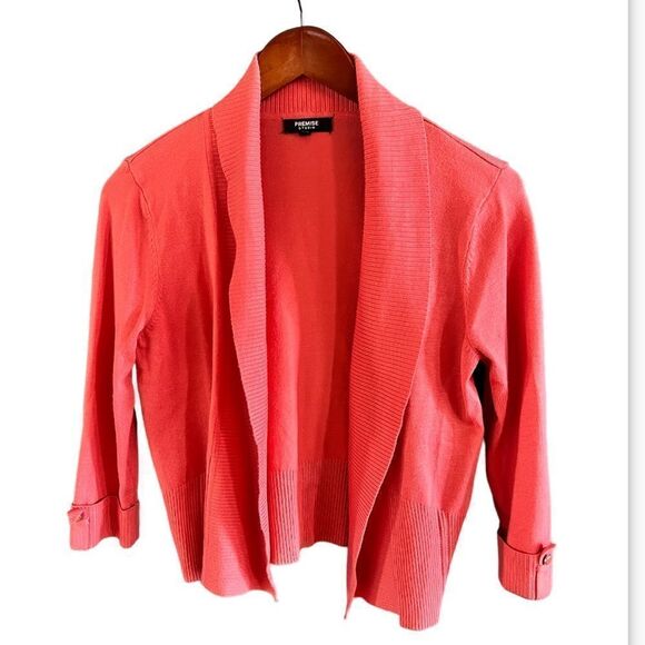 PREMISE STUDIO Coral Crop Sweater - Picture 1 of 7